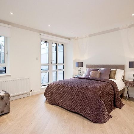 Stunning 2-Bedroom-Hosted By Sweetstay London Exterior foto